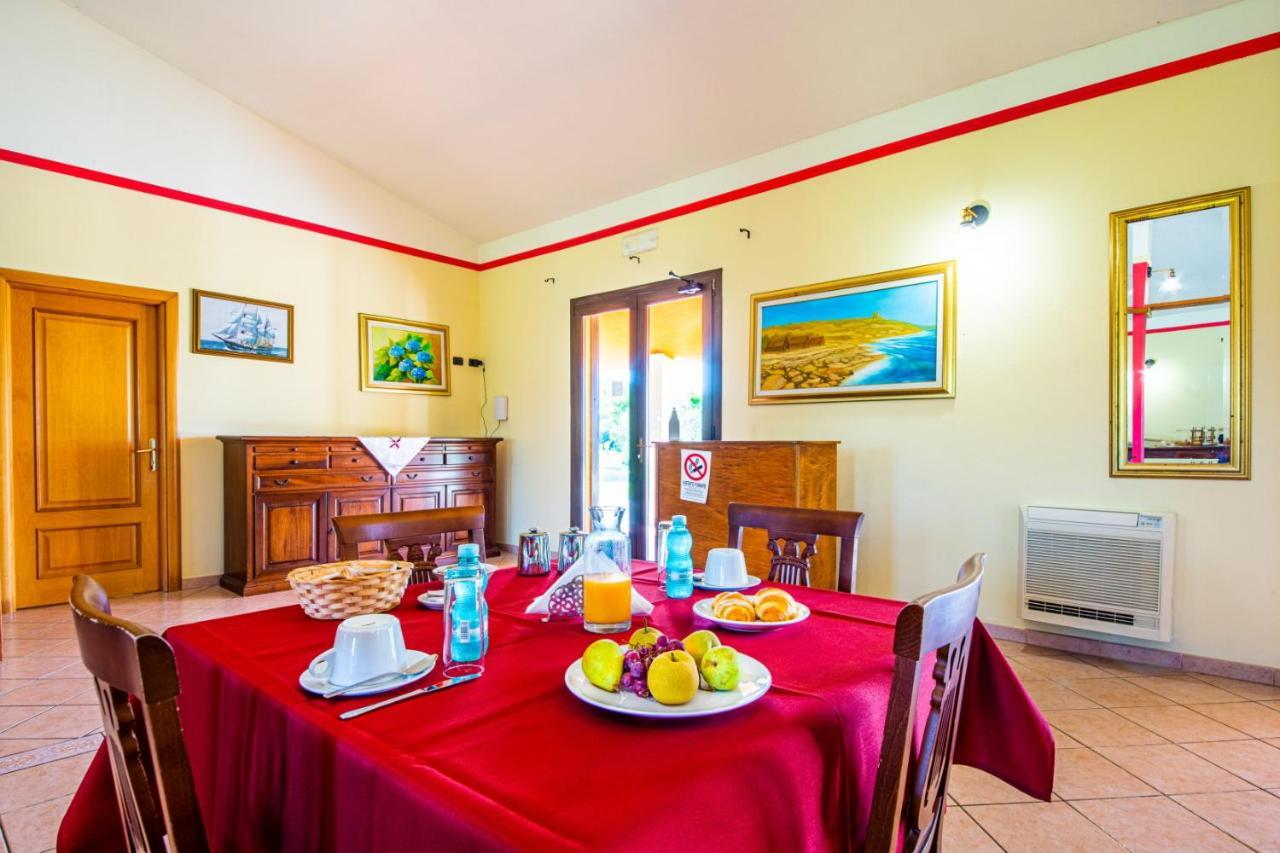 Agriturismo Is Cortillaris Cabras Exterior photo